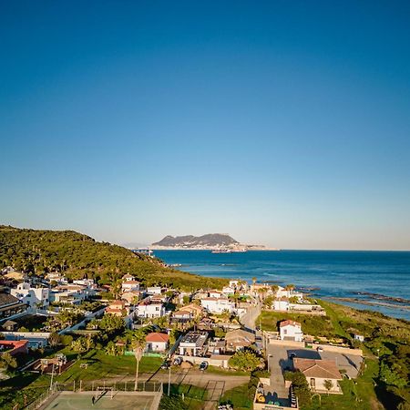 Increible Villa De Madera Con Vistas Al Mar อัลเฮซิราส ภายนอก รูปภาพ