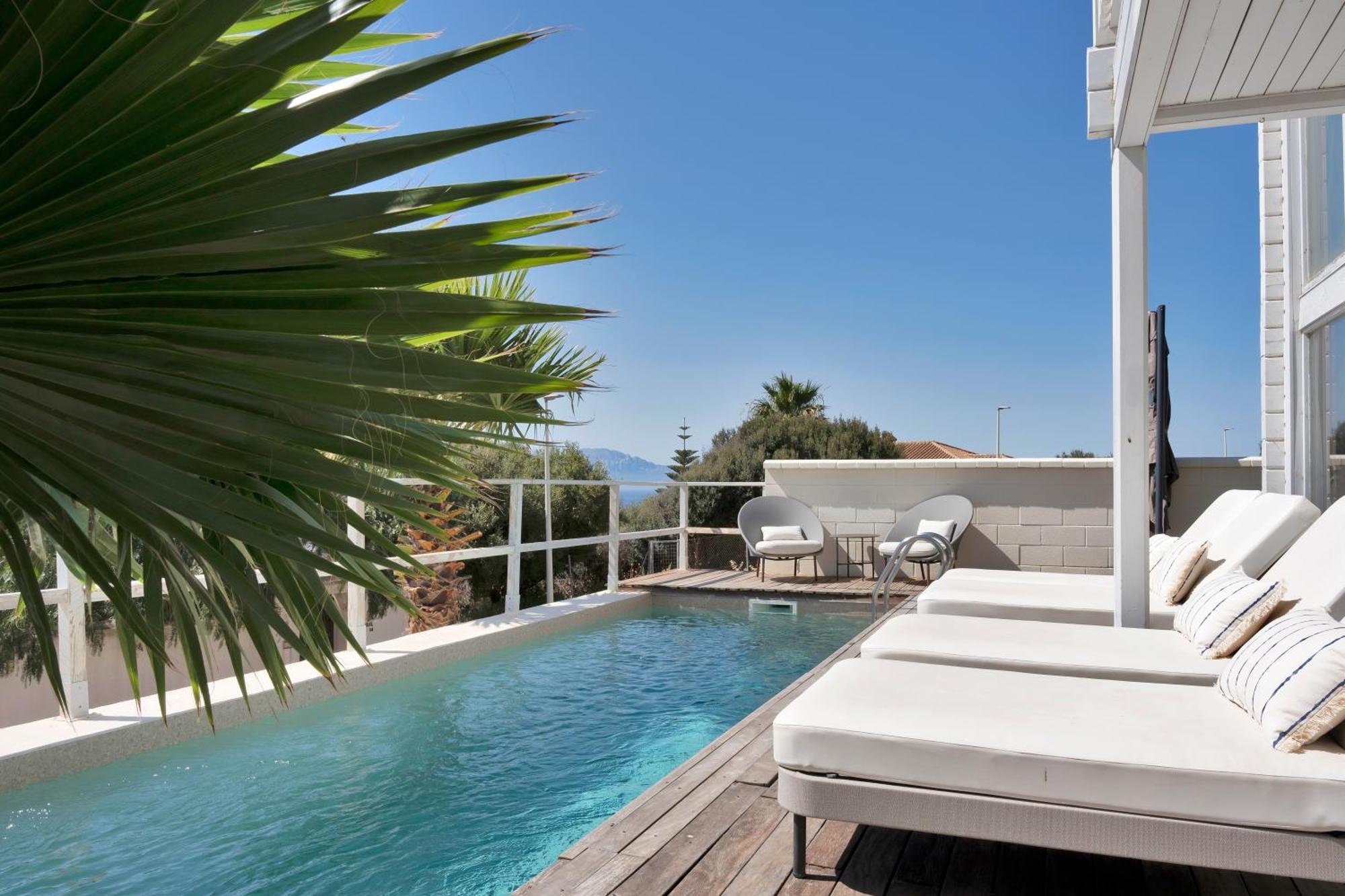 Increible Villa De Madera Con Vistas Al Mar อัลเฮซิราส ภายนอก รูปภาพ